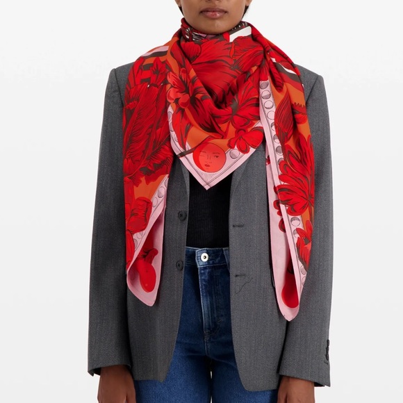 INOUI EDITIONS - bright clock motif silk scarf - NEW - Picture 3 of 4